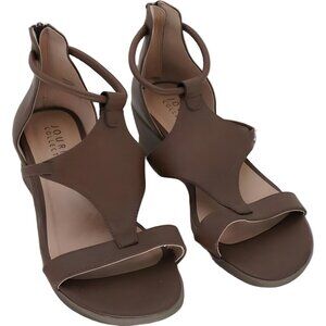 Trayle Women's Wedged Sandals Journee Collection Size 8